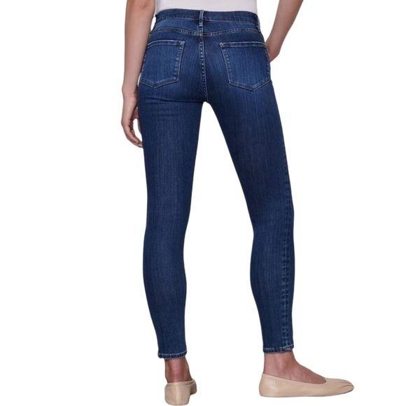 FRAME Denim | Le Skinny de Jeanne Skinny Jeans in Queensway Wash (Size 28) - Picture 16 of 16